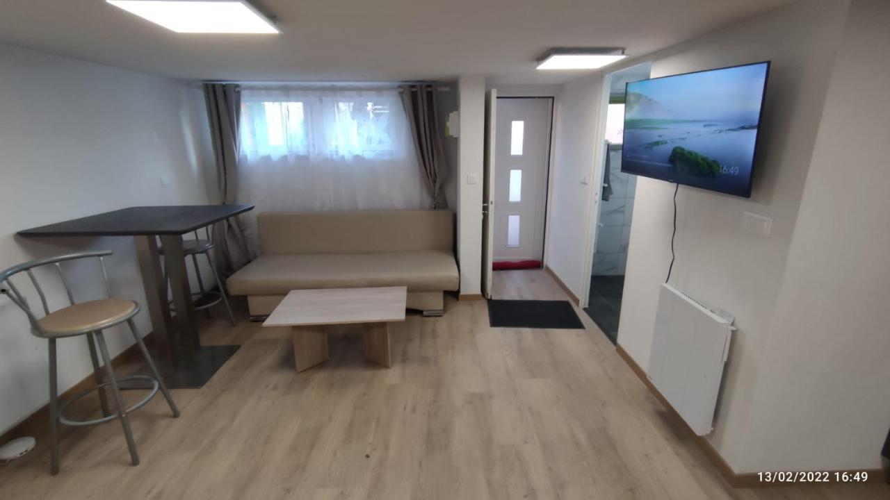 Studio Deluxe Marc Strasbourg Luaran gambar