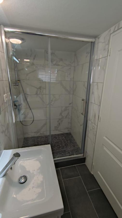 Studio Deluxe Marc Strasbourg Luaran gambar