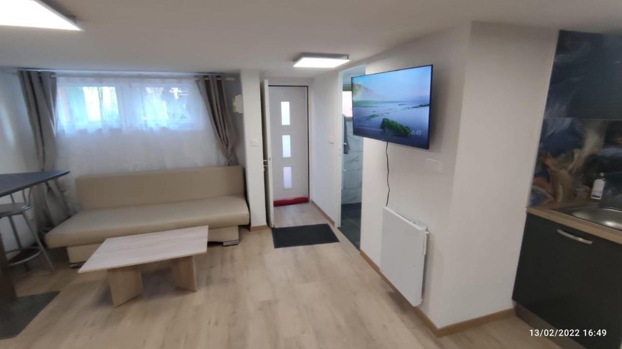 Studio Deluxe Marc Strasbourg Luaran gambar